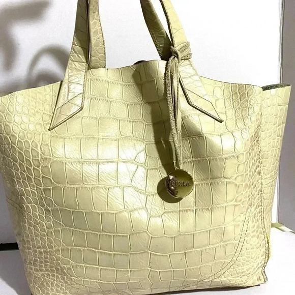 Furla beige embossed leather satchel handbag - Picture 1 of 13